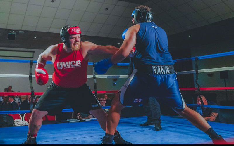 PJH 選擇麥克米倫癌症支持中心為“年度慈善機構”，並透過以下活動持續募款。