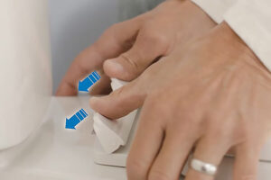 Gerber® 全新 ReadySetTM 馬桶座：快速拆卸，清潔免煩惱